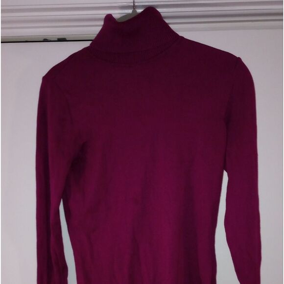 🆕💜August Silk Purple Turtleneck Sweater - Picture 2 of 4